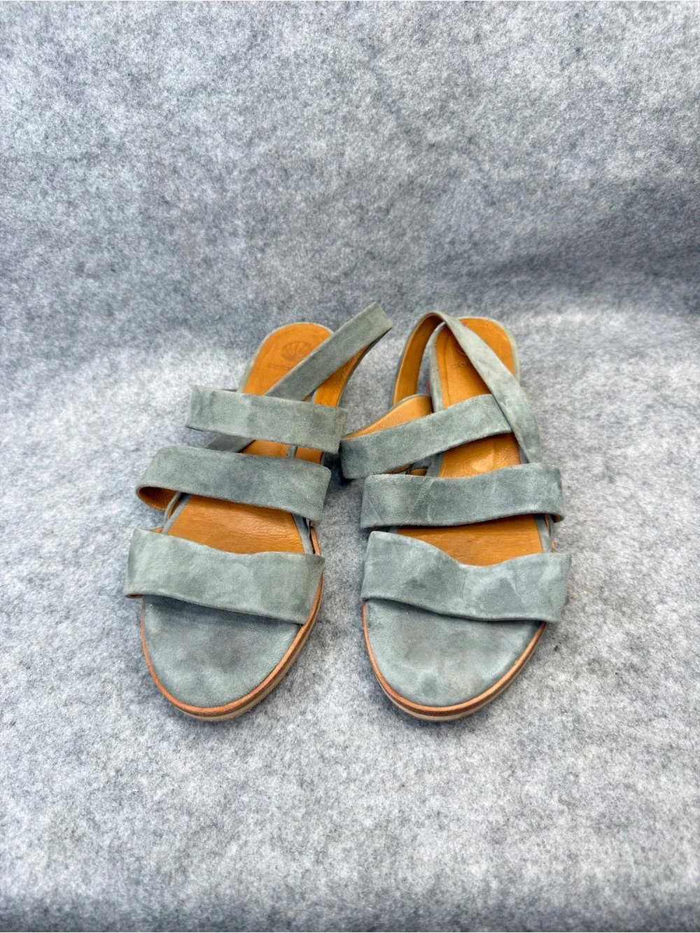 Coclico Made in Spain Green Gray Suede Strappy Sandals Women’s 8.5 EU 39